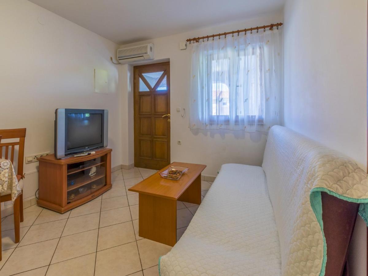 Apartments Dino Crikvenica Luaran gambar